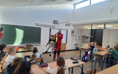 Posjet djelatnika Crvenog križa – učenje o sigurnosti na vodi